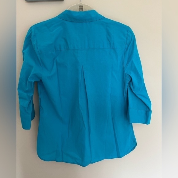 Chicos Lace Up Sleeve Button Up Shirt Size 0P Azul Isle New - Picture 3 of 8
